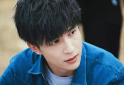 2017娱乐圈吃瓜薛之谦,薛之谦“吃瓜”事件再掀波澜